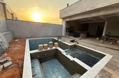 Casa à venda com 3 quartos, piscina no cond. campos de medeiros - jundiaí/ sp