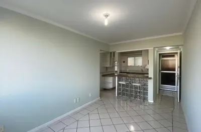 Apartamento com 2 quartos à venda na rua padre marcelino champagnat, 223, jardim atlântico, florianópolis, 60 m2 por r$ 380.000