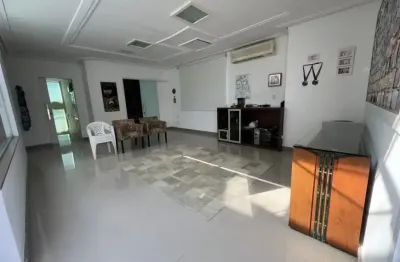 Excelente casa a venda em condominio fechado no alphaville i
