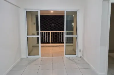 Apartamento com 3 quartos para alugar na Avenida Professor Pinto de Aguiar, 1091, Pituaçu, Salvador, 80 m2 por R$ 4.700