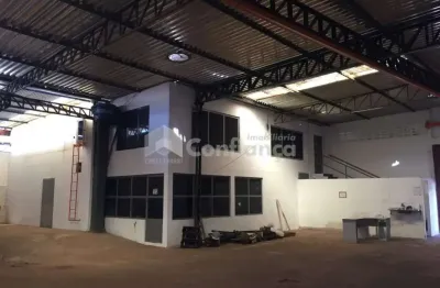 Barracão / Galpão / Depósito à venda na Travessa Tibiriçá, 235, Couto Fernandes, Fortaleza