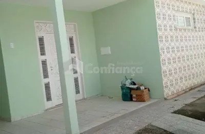 Casa com 3 quartos à venda na Rua Tenente Marques, 299, Presidente Kennedy, Fortaleza