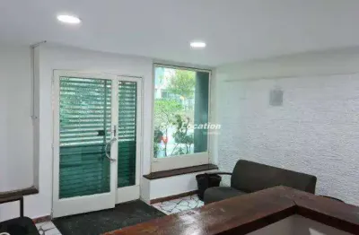 Casa à venda na Avenida Vereador José Diniz, Santo Amaro, São Paulo, 165 m2 por R$ 890.000
