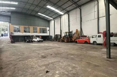 Barracão / Galpão / Depósito com 3 salas para alugar na Avenida Ouro Verde de Minas, 103, Jardim Imperador (Zona Leste), São Paulo