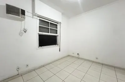 Kitnet / Stúdio à venda no Boqueirão, Santos 