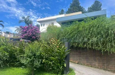 Sobrado 3 suítes, escritório, espaço gourmet e piscina condomínio nova higienópolis!