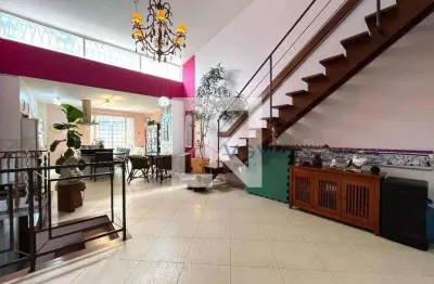 Sobrado 4 quartos, 2 suites, varanda, 2 vagas - mirandópolis - metrô praça da árvore