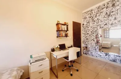 Casa com 3 quartos à venda no Cinquentenario, Belo Horizonte 