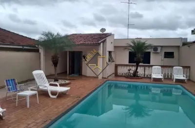 Casa com 3 quartos à venda na Vila Carmem, Bauru 