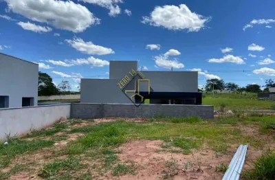 Terreno em condomínio fechado à venda no Residencial Villa de Leon, Piratininga 