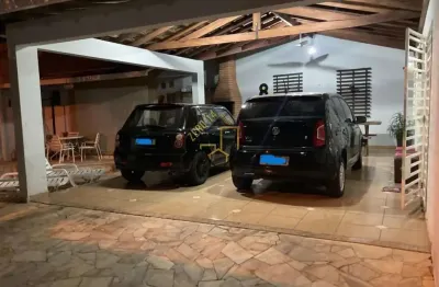 Casa com 3 quartos à venda na Vila Jardim Celina, Bauru 