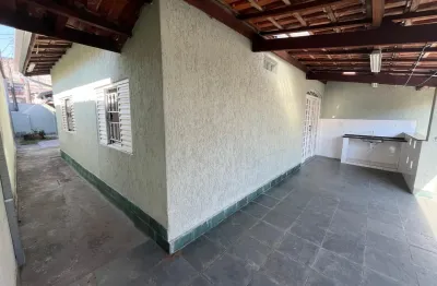 Casa com 2 quartos à venda na Rua Professor Demétrio Ivahy Badaró, Residencial Sítio Santo Antônio, Taubaté