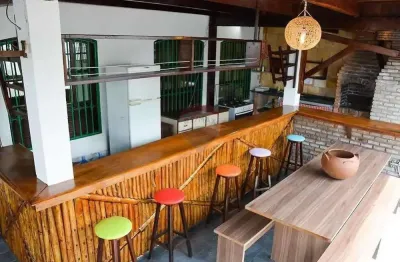 Oportunidade única em ponta negra – 11 suítes, espaço gastronômico e localização privilegiada