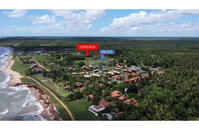 Terreno com escritura pública de 525 m²  a poucos metros da praia