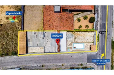 Vende-se Casa em Capim Macio – Espaçosa, versatilidade e localização estratégica