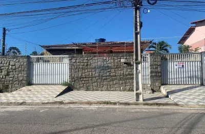 Oportunidade única: casa á venda em capim macio com 509m² e 4 kitnets em localização privilegiada!