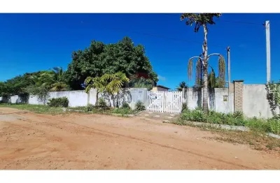 Terreno  com escritura publica e  2000m² com casa em pium,  em uma área que está em pleno desenvolvimento.
