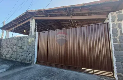 Casa com 3 quartos à venda na Rua Cícero Fernandes Pimenta, 467, Monte Castelo, Parnamirim