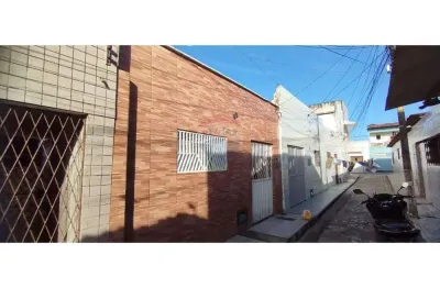 Casa com 2 quartos à venda no Alecrim, Natal 