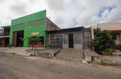 Excelente oportunidade: casa ampla com piscina e localização estratégica nas quintas – natal/rn