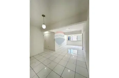 Venda apartamento barro vermelho ed. walfredo gurgel 265 mil