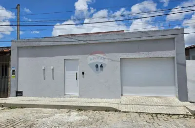 Oportunidade! aluga-se casa com suíte, closet, piscina e área gourmet no condomínio jockey club - parnamirim
