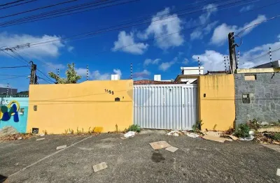 Oportunidade de casa em morro branco numa localização privilegiada