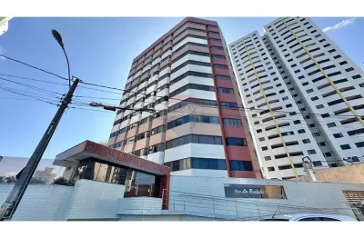 Apartamento com 2 quartos para alugar no Ponta Negra, Natal 