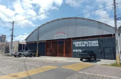 Barracão / Galpão / Depósito para alugar no Alecrim, Natal 