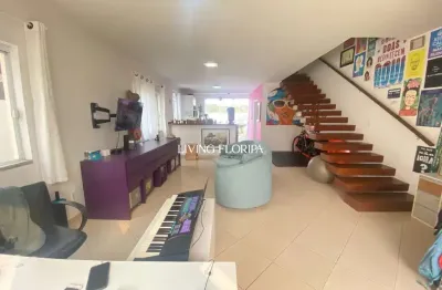 Casa com 3 quartos à venda na rua grumixama, 158, campeche, florianópolis por r$ 1.500.000