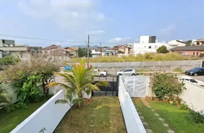 Casa com 3 quartos à venda na rua mogno, 79, campeche, florianópolis por r$ 1.080.000
