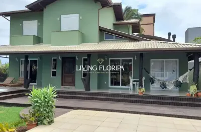 Casa em condomínio fechado com 4 quartos à venda na travessa da liberdade, 225, campeche, florianópolis por r$ 3.300.000