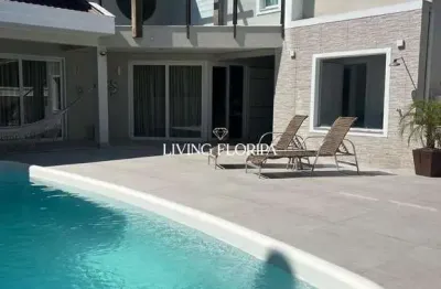 Casa em condomínio fechado com 4 quartos à venda na travessa da liberdade, 211, campeche, florianópolis por r$ 4.990.000