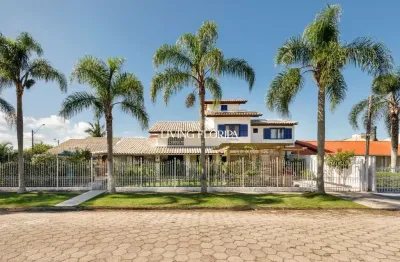 Casa com 5 quartos à venda na avenida dos coqueiros, 667, daniela, florianópolis por r$ 2.500.000