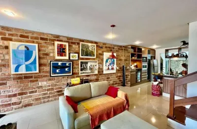Casa com 3 quartos à venda na rua luiz henrique rosa, 82, lagoa da conceição, florianópolis por r$ 1.690.000