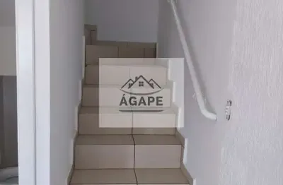 Casa em cond. fechado. 2 dorm. 1 suíte.  -  taboão da serra