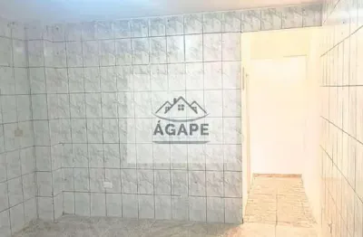 Casa com 1 quarto para alugar na Vila Pirajussara, São Paulo 