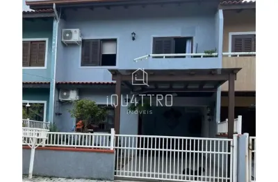 Casa com 3 quartos à venda na Rua Campos Novos 60, 60, Ubatuba, São Francisco do Sul