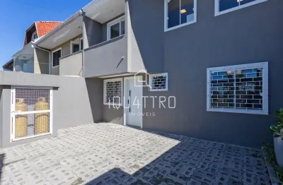 Sobrado espaçoso e funcional em localização privilegiada no tarumã