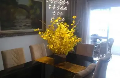 Apartamento, 173 mts útil, local nobre no canto forte, praia grande .
