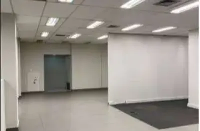 Ponto comercial na costa e silva à 100 metros da praia! 610m² de área útil