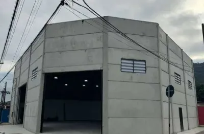 Galpão moderno de 400m² para locação em zona industrial/comercial - solema