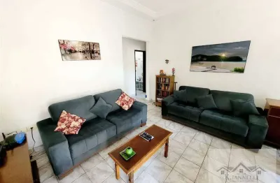 Casa em condomínio individual 2 dormitórios 1 vaga de garagem