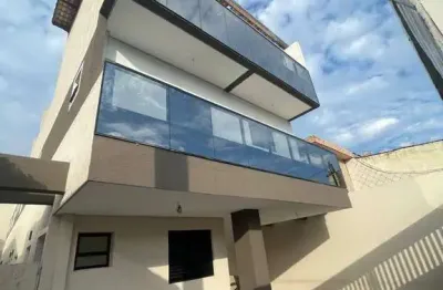 Sobrado triplex 02 dormitórios 01 suite zona 2 nova mirim