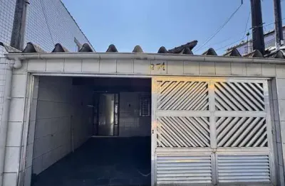 Boqueirão - casa ampla com churrasqueira e 2 dormitórios - locação