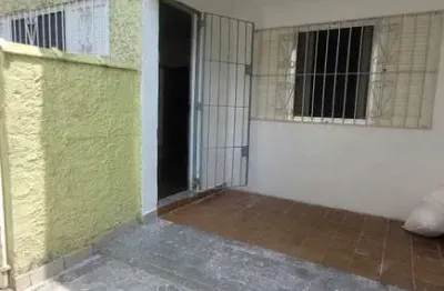 Casa 02 dormitórios suite 02 vagas garagem boqueirão - r$ 480.000,00