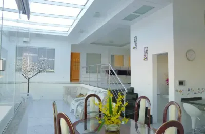 Casa no campo comprido! um paraíso residencial com tudo o que você precisa!