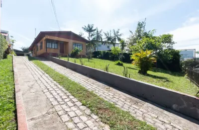 Terreno amplo com casa e edícula, 900m² no bairro  tingui – oportunidade imperdível para moradia ou construção!