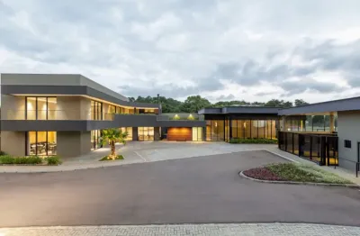 Terreno em condomínio com 303m² privativos, no barigui, curitiba - pr