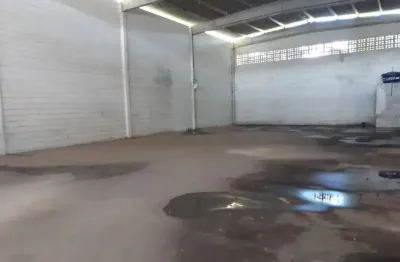 Barracão / galpão / depósito para alugar na rua francisco drumond, s/n, parafuso, camaçari, 600 m2 por r$ 11.400